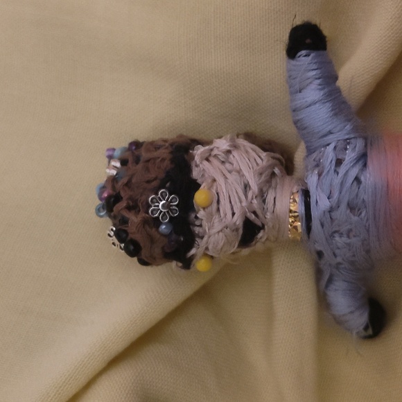 Handmade string doll - Picture 3 of 5